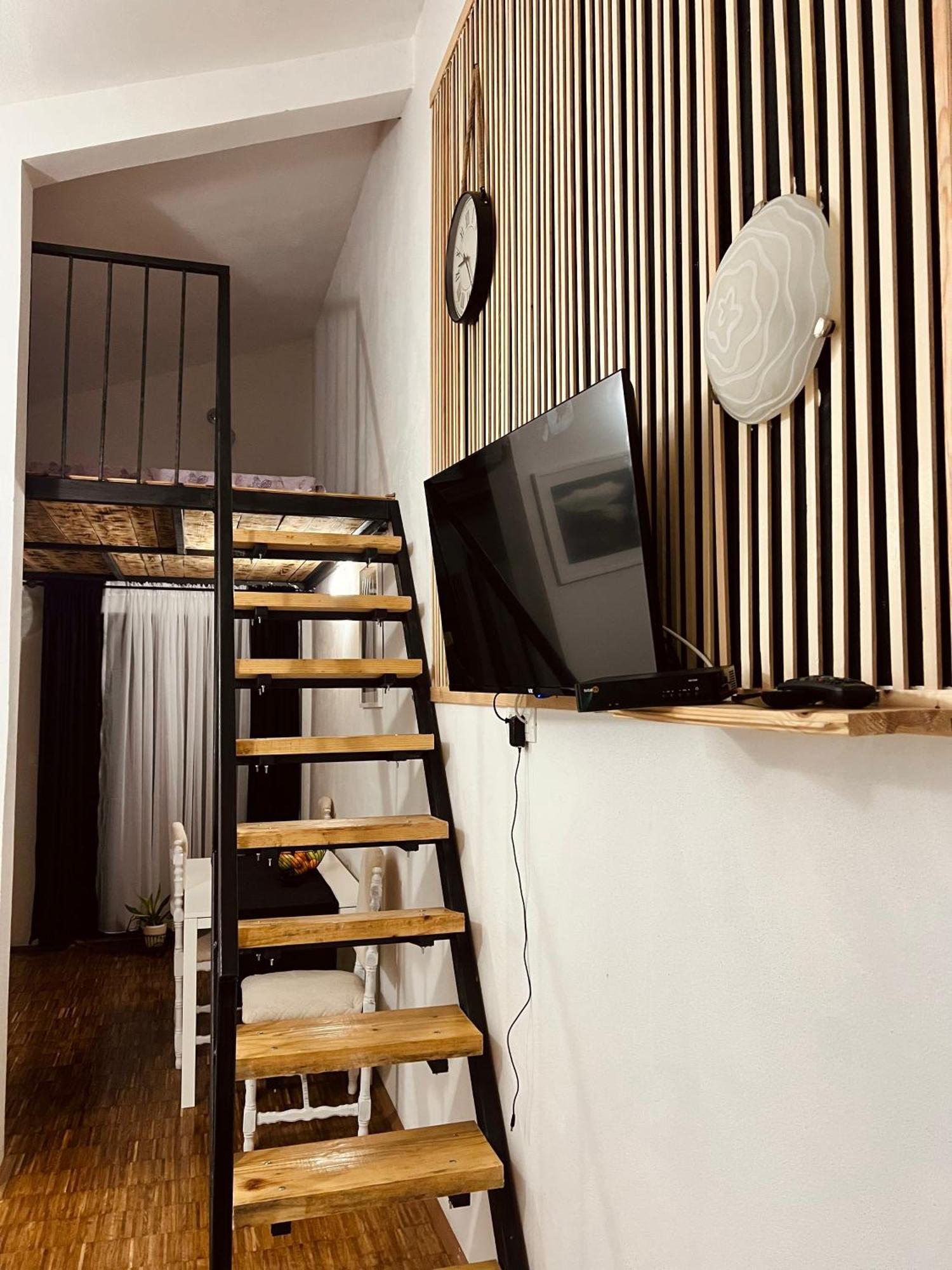 Dado Appartement Virpazar Buitenkant foto